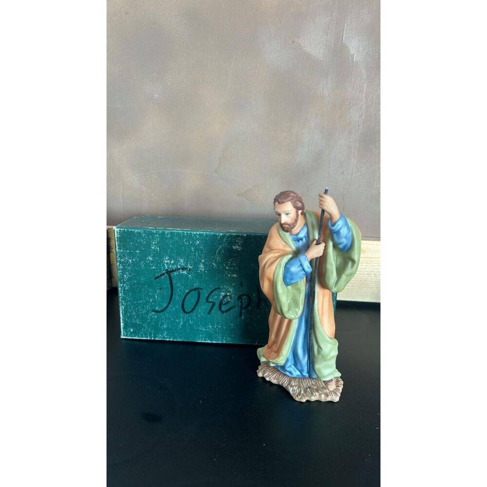 Franklin Mint The Nativity 1989 Joseph Figure Vintage